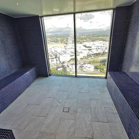 2 Bedroom Luxurious Family Apartment On 40Th Floor With Amazing Ocean Coastline Broadbeach Gold Coast Gc40 Dış mekan fotoğraf